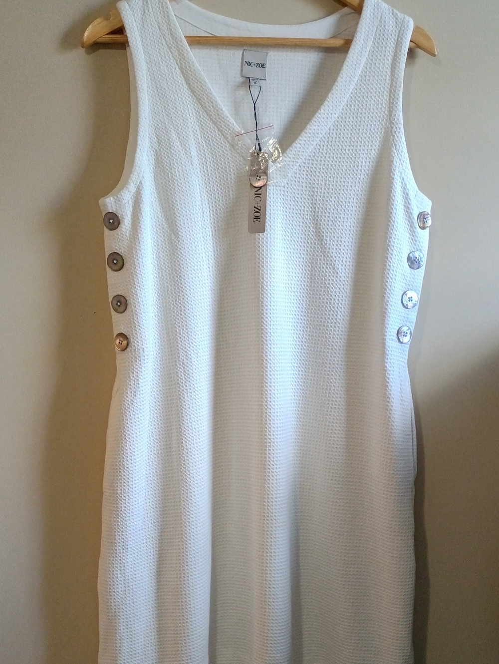 NIC+ZOE White Textured Button Dress Sleeveless V-Neck A-Line Medium